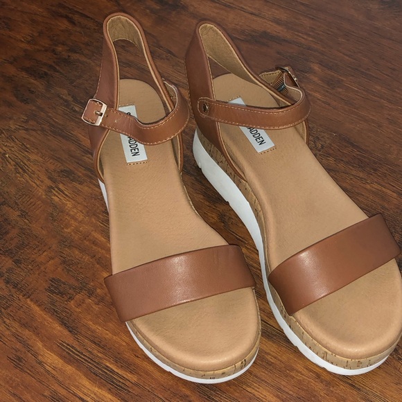 Steve Madden platform sandals - Picture 4 of 5